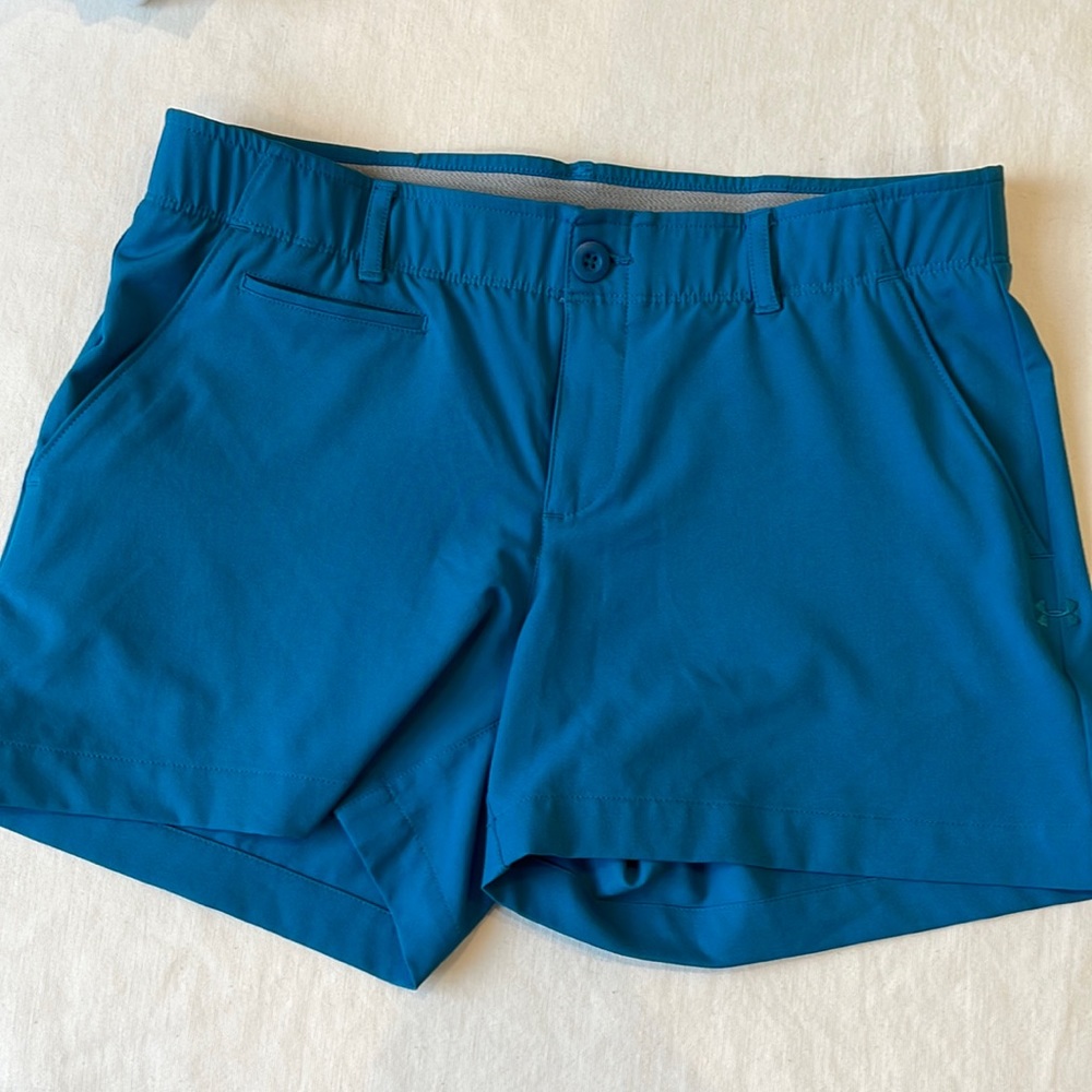Under Armour golf shorts